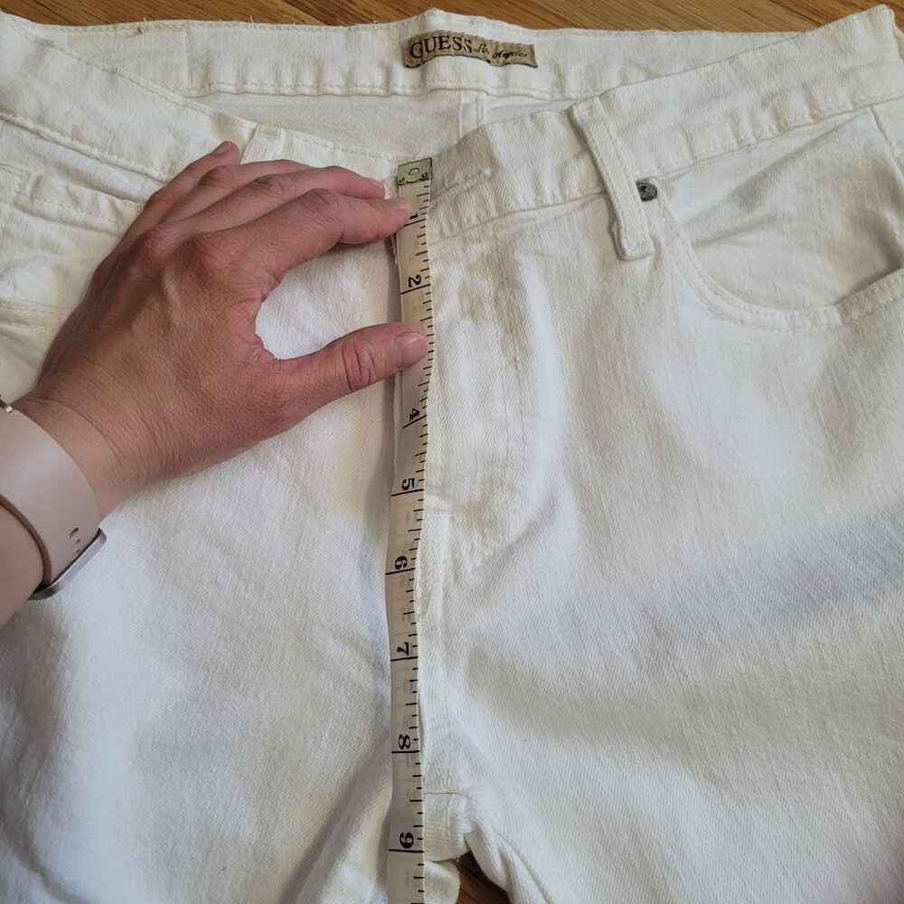 White Guess Capri - Picture 6 of 6